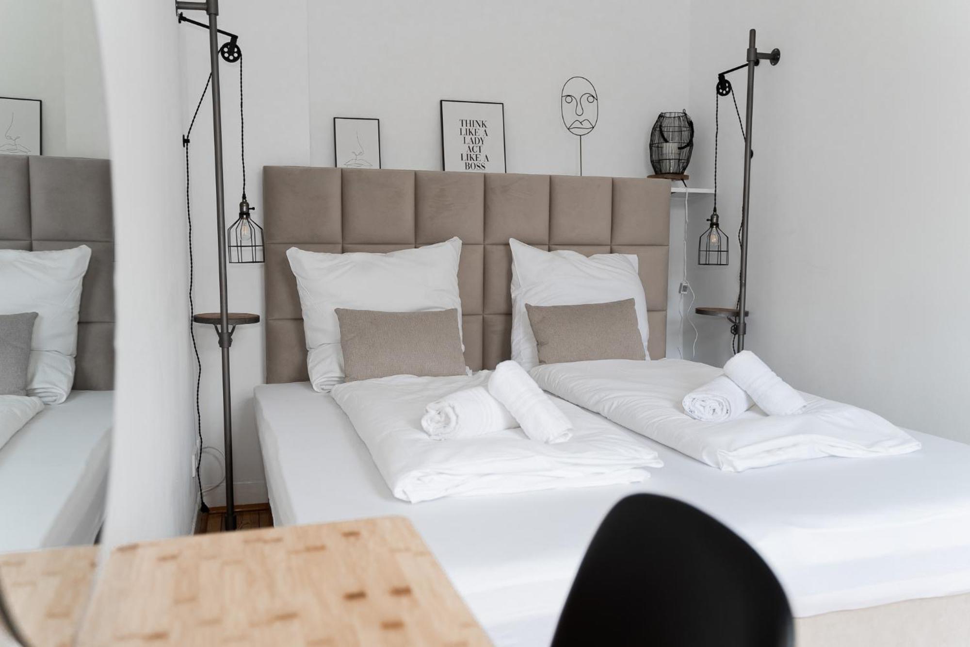 Junik Apartments - Deine Cityapartments In ดุยส์บูร์ก ภายนอก รูปภาพ